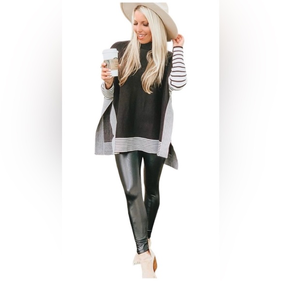 crosstree lane Sweaters - NWT Crosstree Lane Black & Cream striped sides/sleeves poncho mock neck sweater